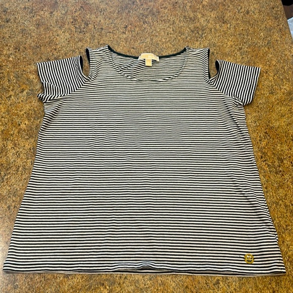 Michael Kors Cold Shoulder Short Sleeved Top Size XL Black White Striped - Picture 1 of 9